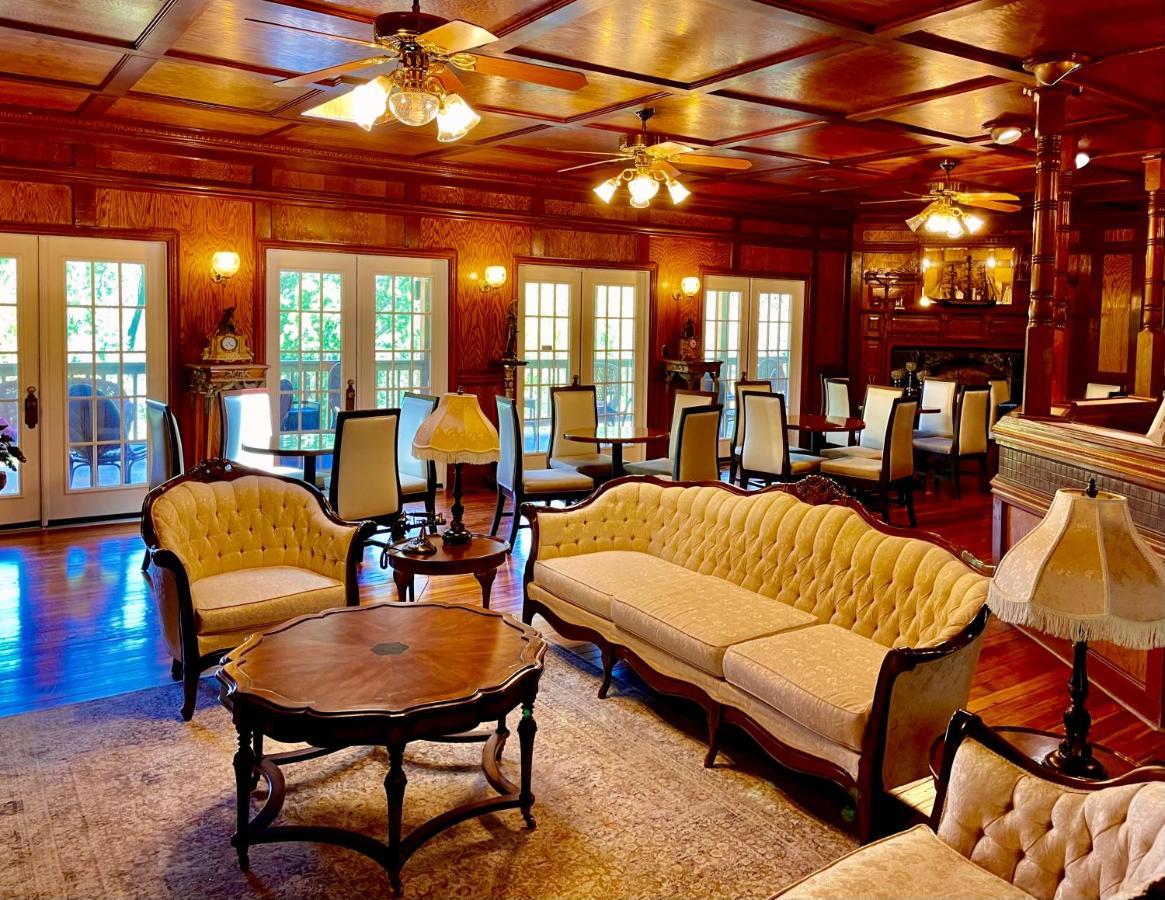 Intermission Hogan House Bed & Breakfast Hogansville Exterior photo