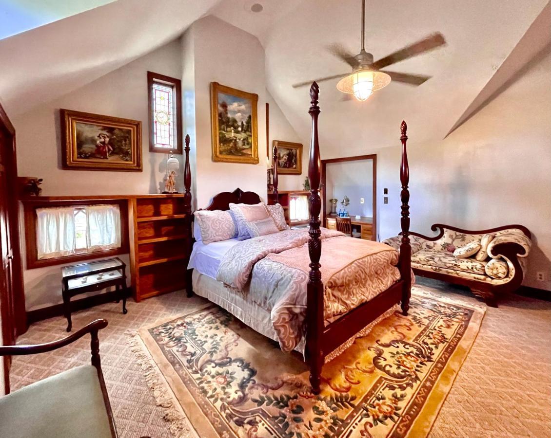 Intermission Hogan House Bed & Breakfast Hogansville Exterior photo